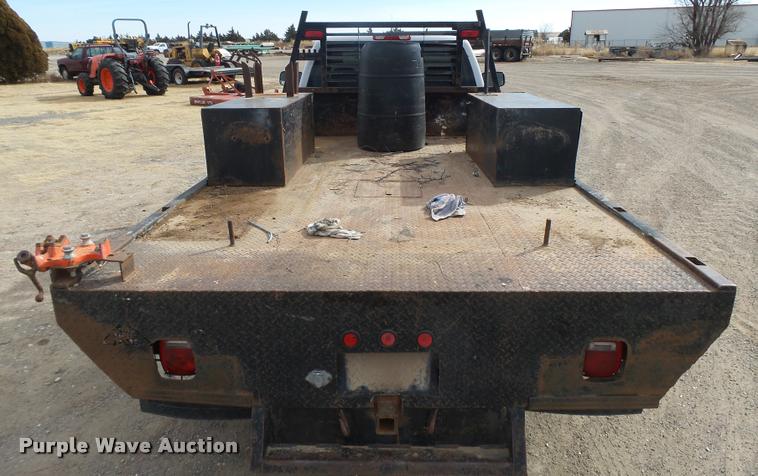 image for item DB1904 2006 Chevrolet Silverado 3500 flatbed pickup truck