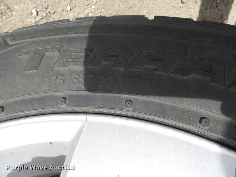 image for item DB1905 2012 Dodge Ram 1500 Quad Cab pickup truck