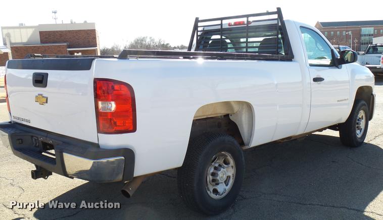 image for item DB2306 2007 Chevrolet Silverado 2500HD pickup truck