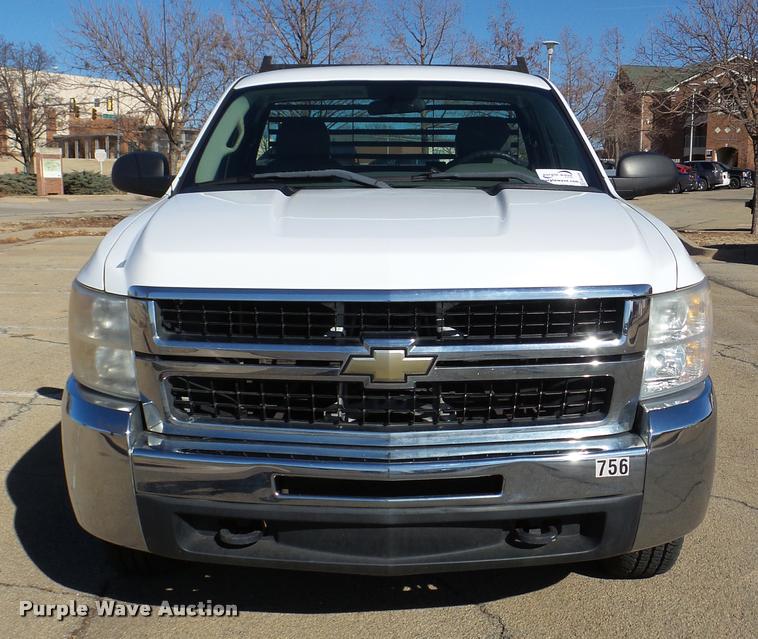 image for item DB2306 2007 Chevrolet Silverado 2500HD pickup truck