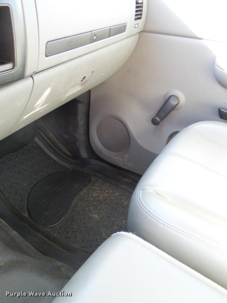 image for item DB2306 2007 Chevrolet Silverado 2500HD pickup truck