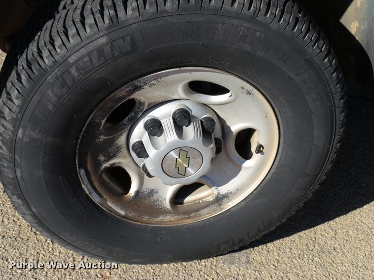 image for item DB2306 2007 Chevrolet Silverado 2500HD pickup truck