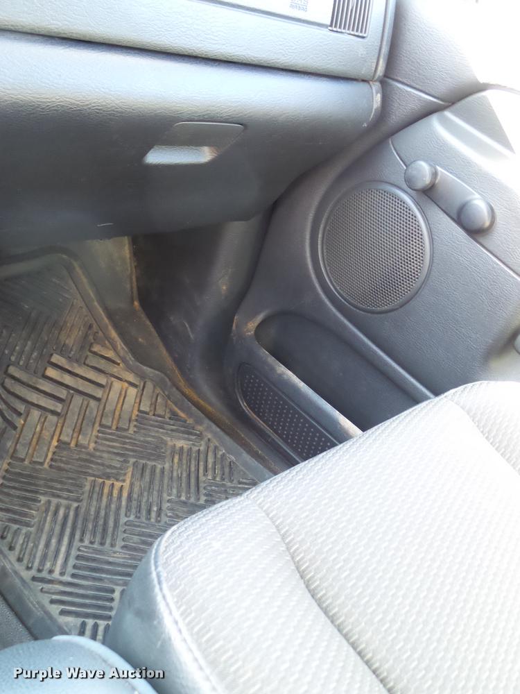 image for item DB2307 2005 Dodge Ram 1500 Quad Cab pickup truck