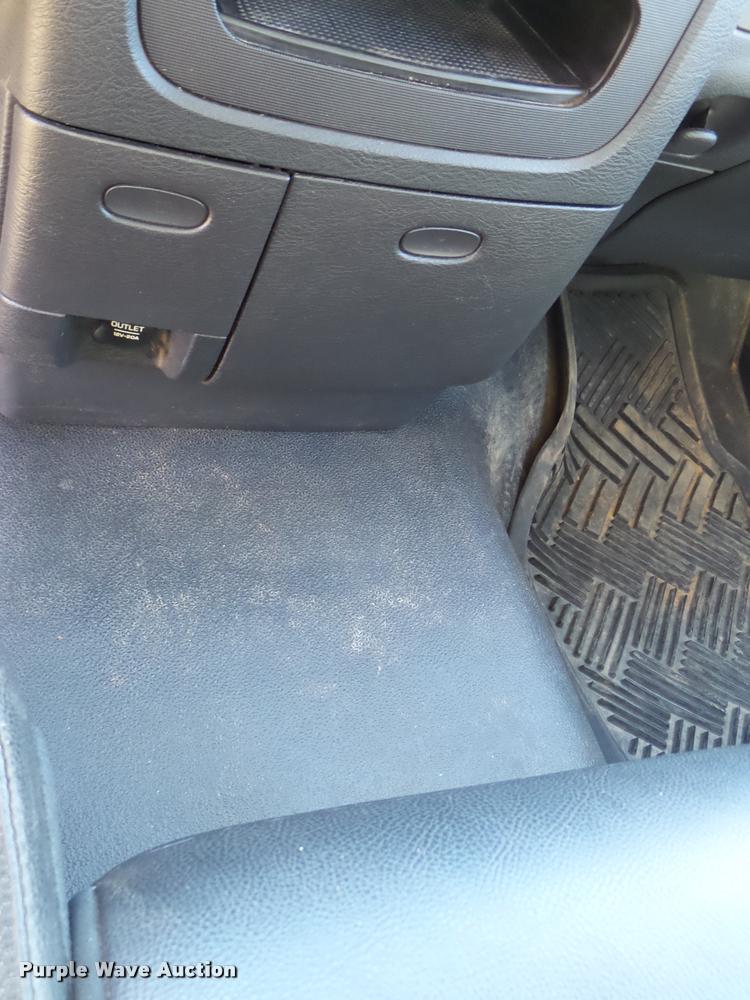 image for item DB2307 2005 Dodge Ram 1500 Quad Cab pickup truck