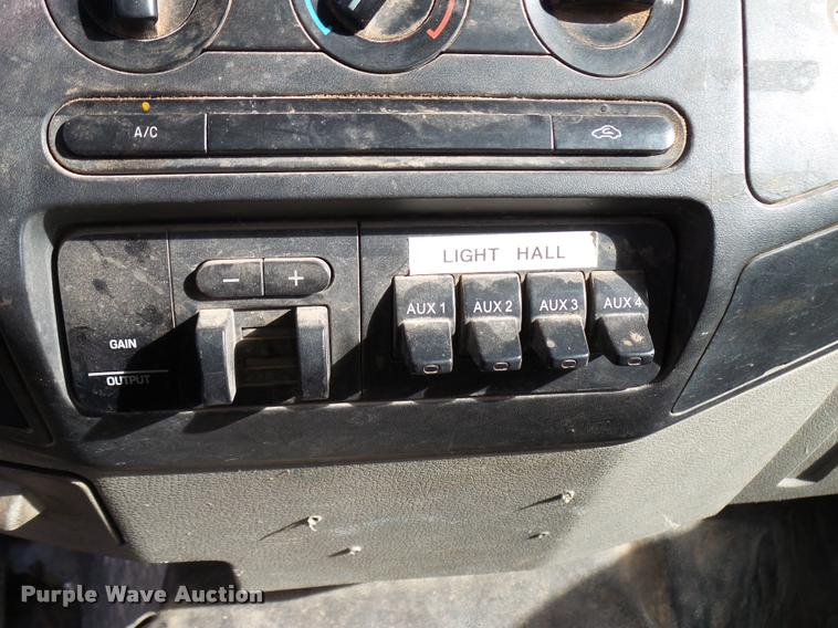 image for item DB2331 2008 Ford F350 Super Duty pickup truck