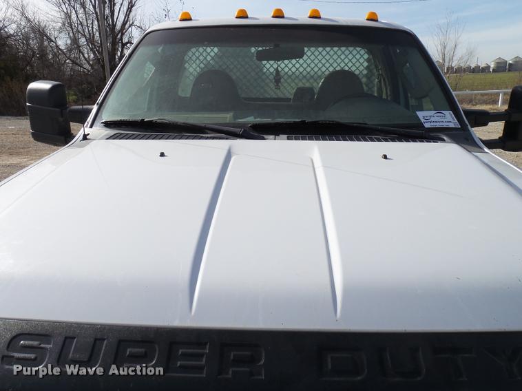image for item DB2331 2008 Ford F350 Super Duty pickup truck