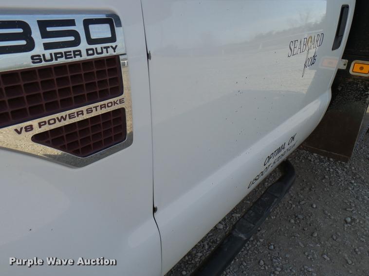 image for item DB2331 2008 Ford F350 Super Duty pickup truck