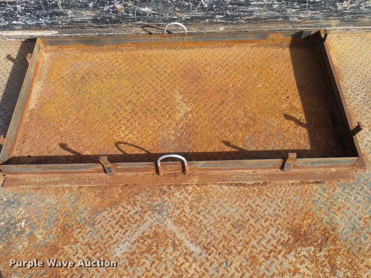 image for item DB2331 2008 Ford F350 Super Duty pickup truck