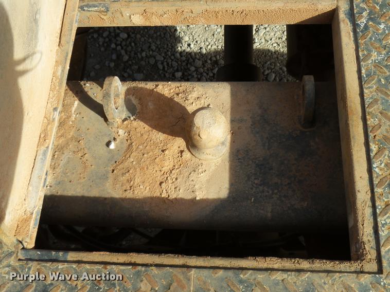 image for item DB2331 2008 Ford F350 Super Duty pickup truck