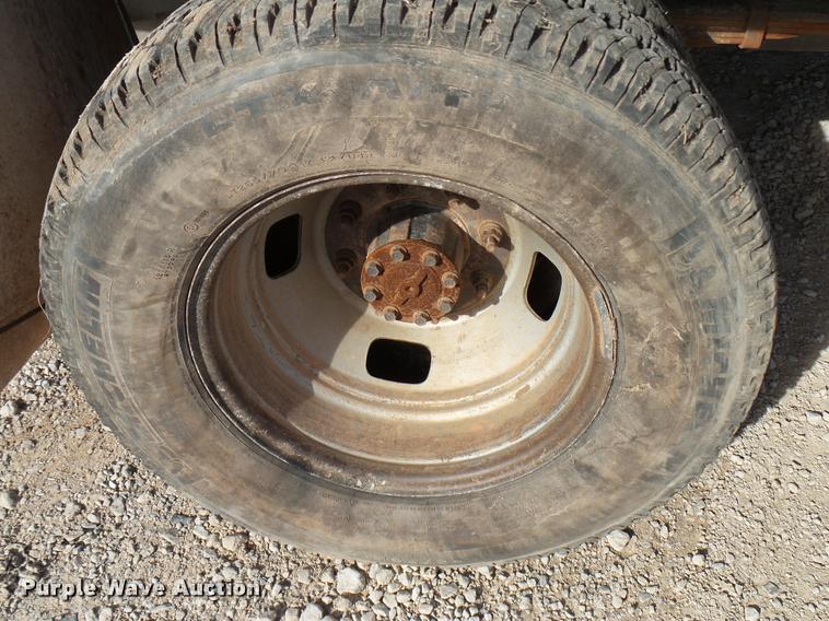 image for item DB2331 2008 Ford F350 Super Duty pickup truck