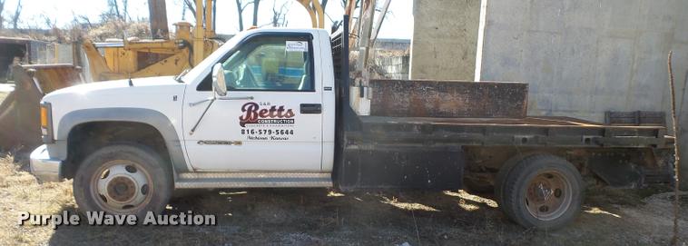 image for item DB2933 1995 Chevrolet 3500 HD flatbed pickup truck