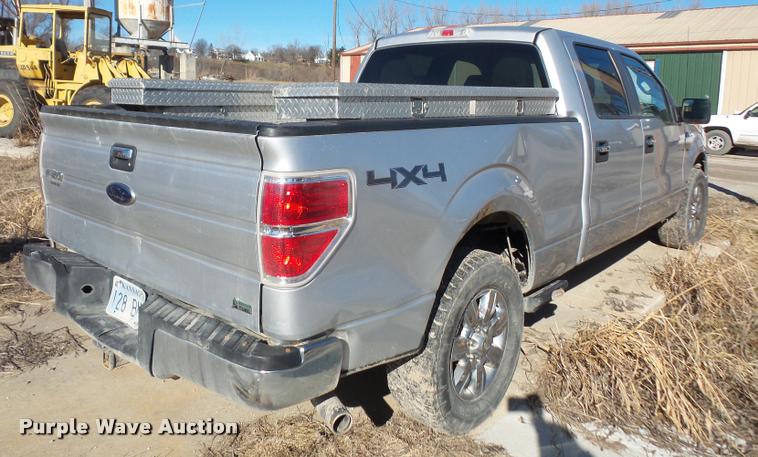 image for item DB2935 2010 Ford F150 XLT SuperCrew pickup truck