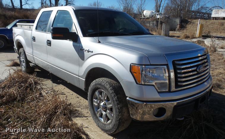image for item DB2935 2010 Ford F150 XLT SuperCrew pickup truck