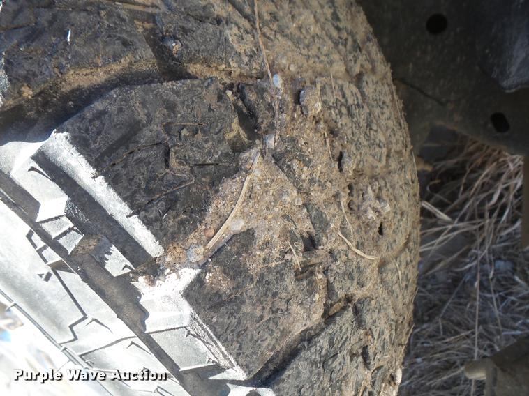 image for item DB2935 2010 Ford F150 XLT SuperCrew pickup truck