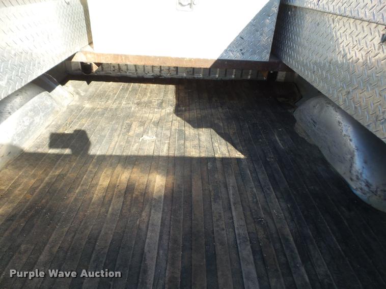 image for item DB2935 2010 Ford F150 XLT SuperCrew pickup truck