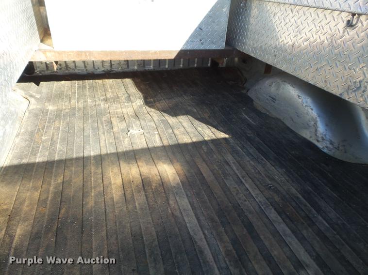 image for item DB2935 2010 Ford F150 XLT SuperCrew pickup truck