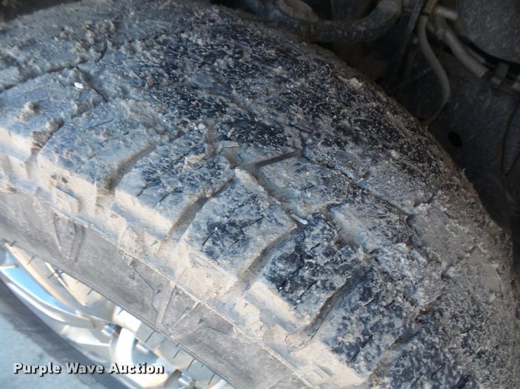 image for item DB2935 2010 Ford F150 XLT SuperCrew pickup truck