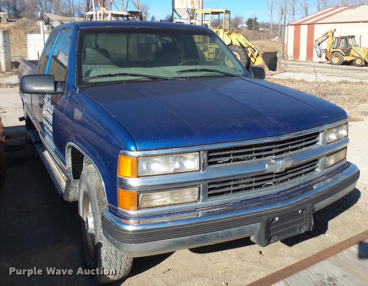 image for item DB2936 1997 Chevrolet 2500 Ext. Cab pickup truck