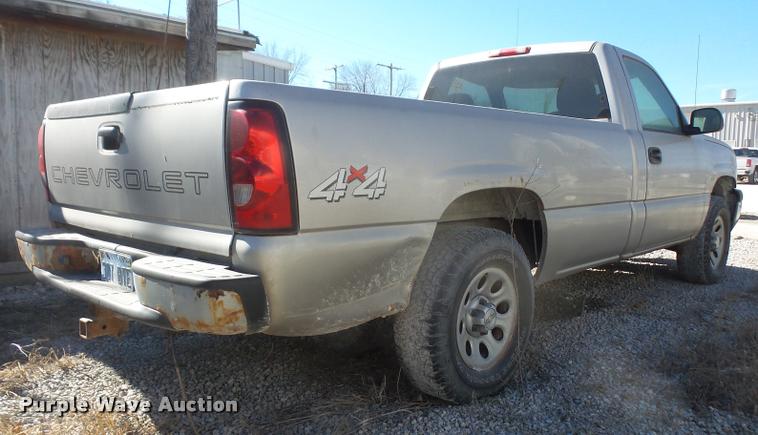 image for item DB2944 2007 Chevrolet Silverado 1500 pickup truck