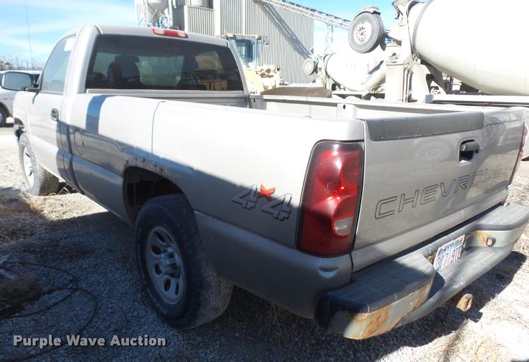 image for item DB2944 2007 Chevrolet Silverado 1500 pickup truck