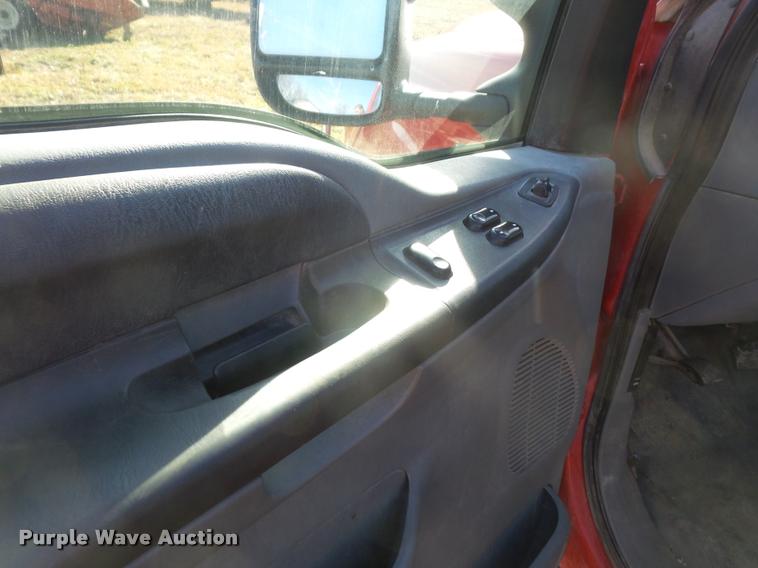 image for item DB2946 2004 Ford F250 Super Duty pickup truck