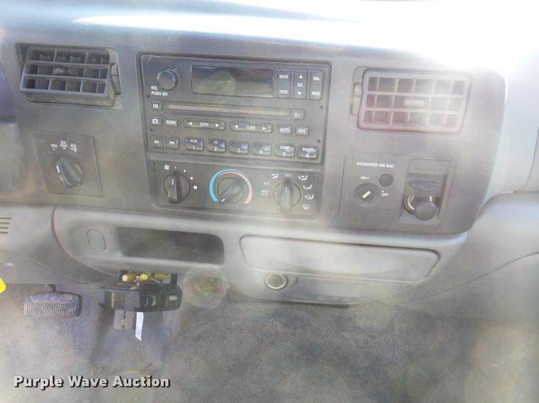 image for item DB2946 2004 Ford F250 Super Duty pickup truck