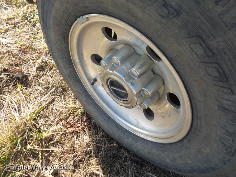 image for item DB2946 2004 Ford F250 Super Duty pickup truck