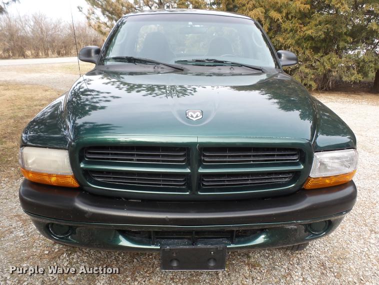 image for item DB2963 2000 Dodge Dakota Sport pickup truck