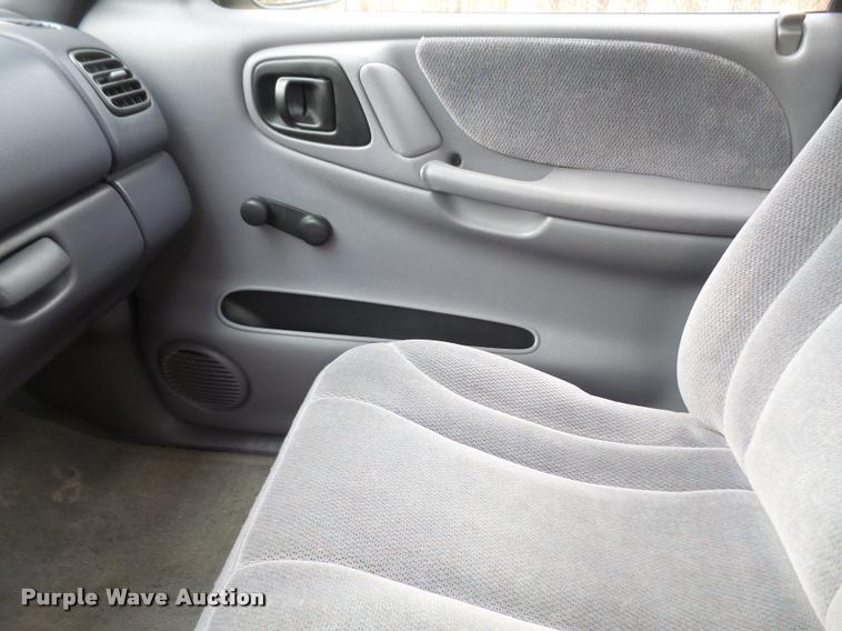 image for item DB2963 2000 Dodge Dakota Sport pickup truck