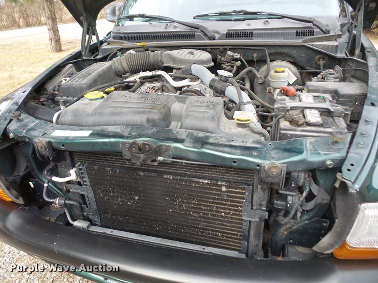 image for item DB2963 2000 Dodge Dakota Sport pickup truck
