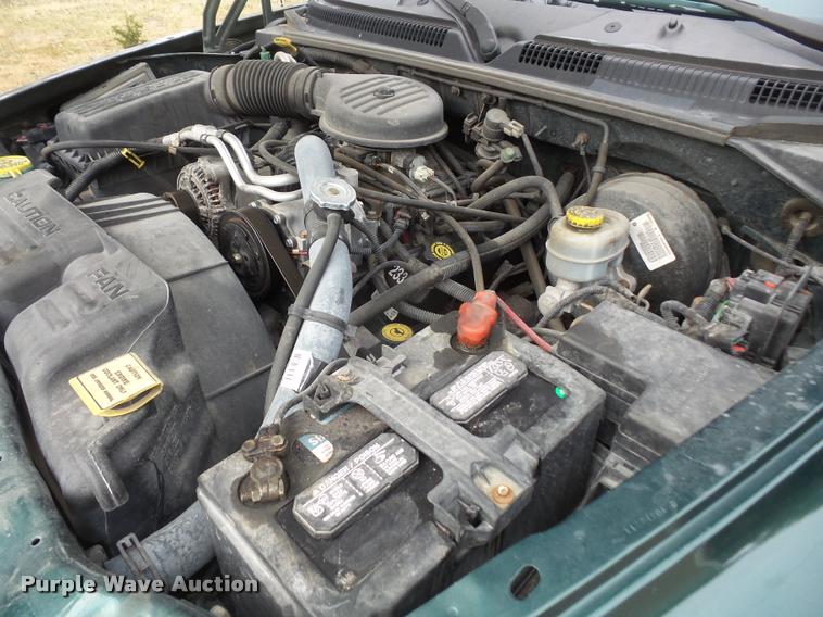 image for item DB2963 2000 Dodge Dakota Sport pickup truck