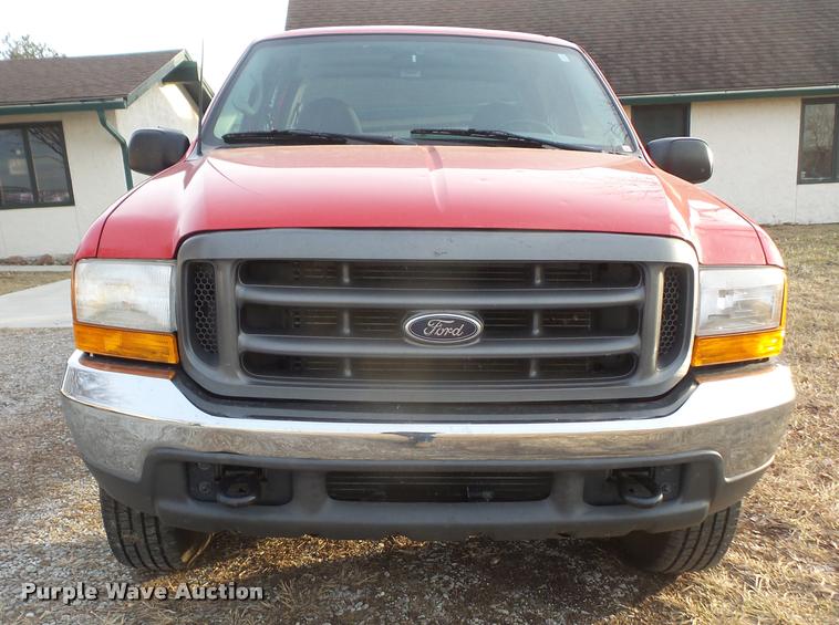 image for item DB2981 2001 Ford F250 Super Duty Crew Cab pickup truck