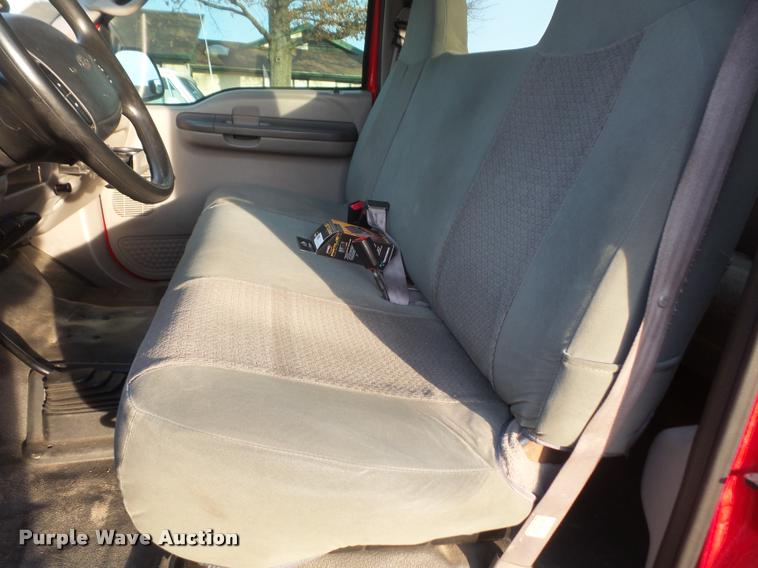 image for item DB2981 2001 Ford F250 Super Duty Crew Cab pickup truck