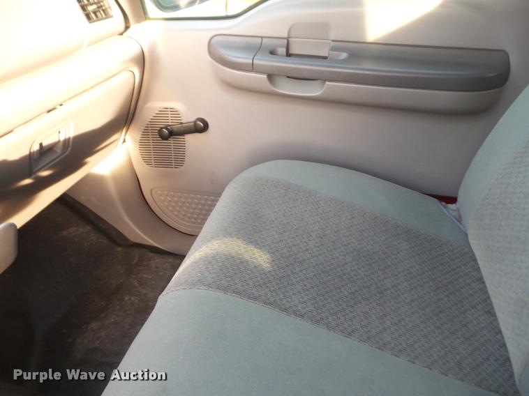 image for item DB2981 2001 Ford F250 Super Duty Crew Cab pickup truck