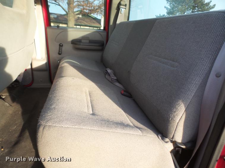 image for item DB2981 2001 Ford F250 Super Duty Crew Cab pickup truck