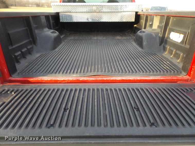 image for item DB2981 2001 Ford F250 Super Duty Crew Cab pickup truck