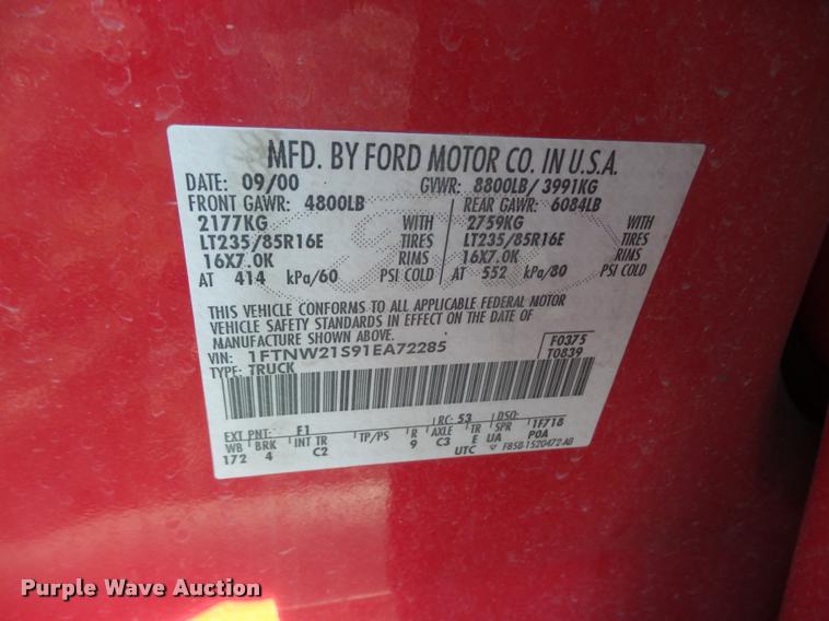 image for item DB2981 2001 Ford F250 Super Duty Crew Cab pickup truck