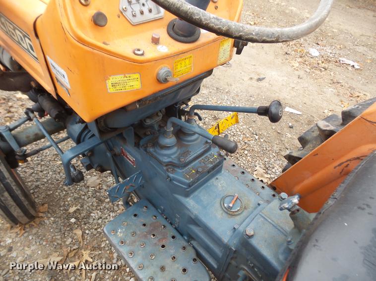 image for item DB2997 Kubota L1500 tractor