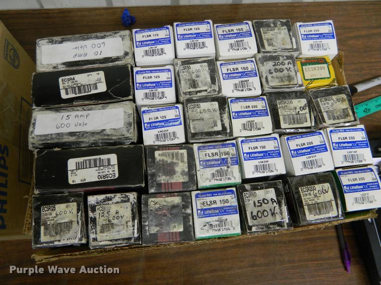 image for item DB9767 Assorted fuses