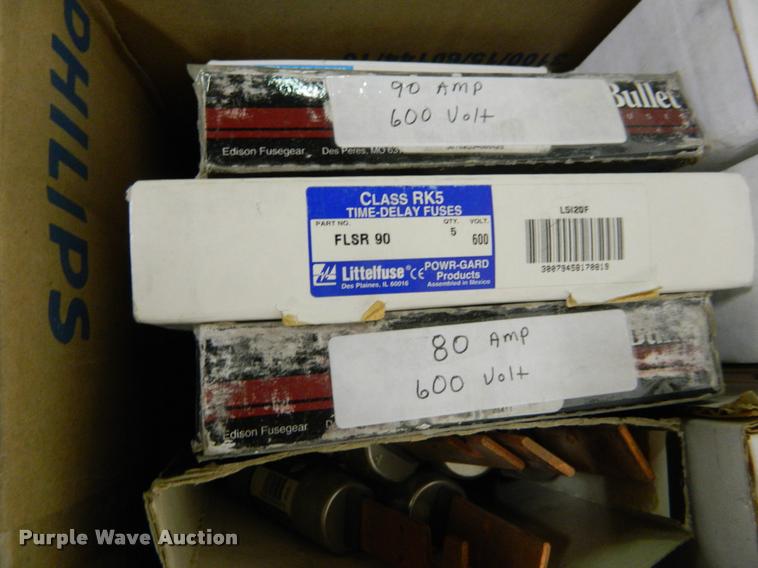 image for item DB9767 Assorted fuses