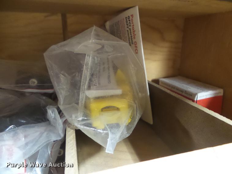 image for item DB9783 Building materials