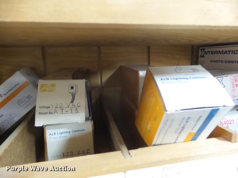 image for item DB9783 Building materials