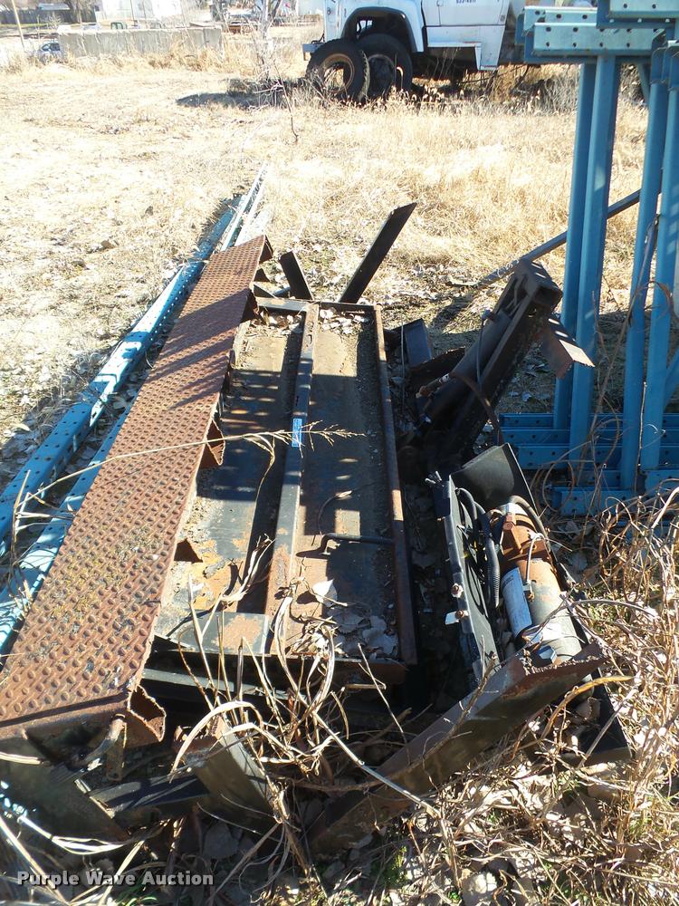 image for item DC9008 Maxon end gate lift