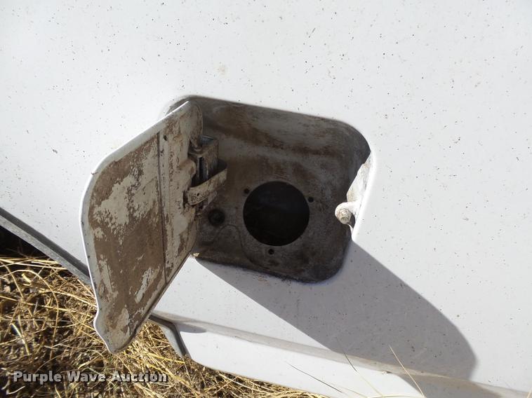 image for item DI9613 1996 Ford pickup truck bed