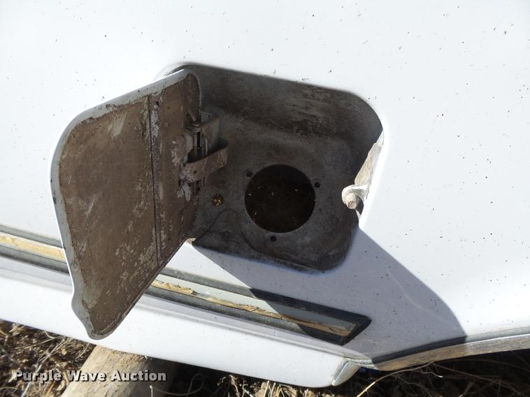 image for item DI9613 1996 Ford pickup truck bed