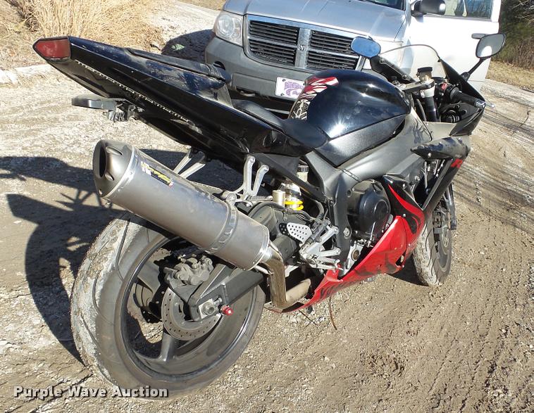 image for item DJ9298 2003 Yamaha YZF-R1 motorcycle