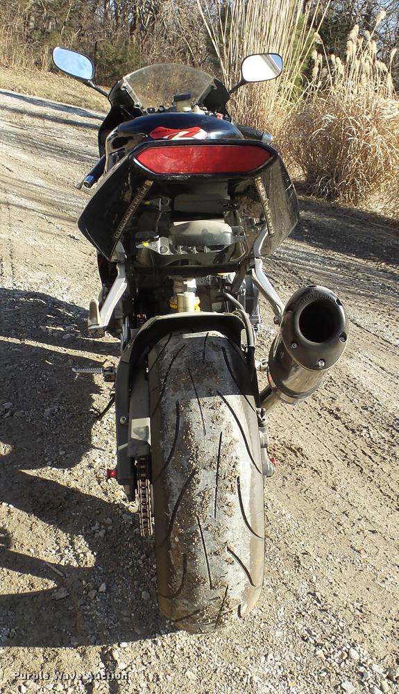 image for item DJ9298 2003 Yamaha YZF-R1 motorcycle