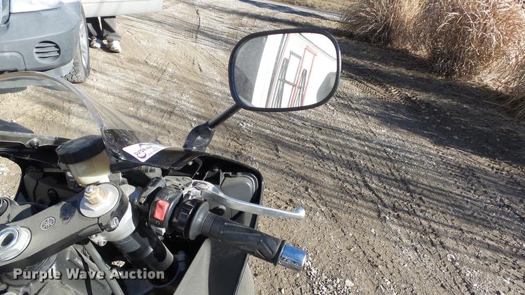 image for item DJ9298 2003 Yamaha YZF-R1 motorcycle