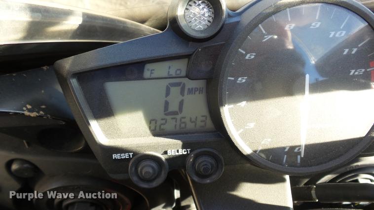 image for item DJ9298 2003 Yamaha YZF-R1 motorcycle