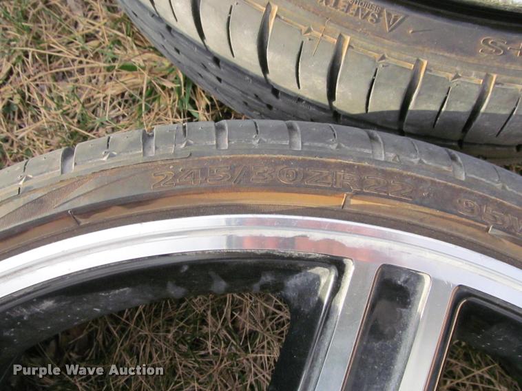 image for item DT9691 (2) tires and wheels